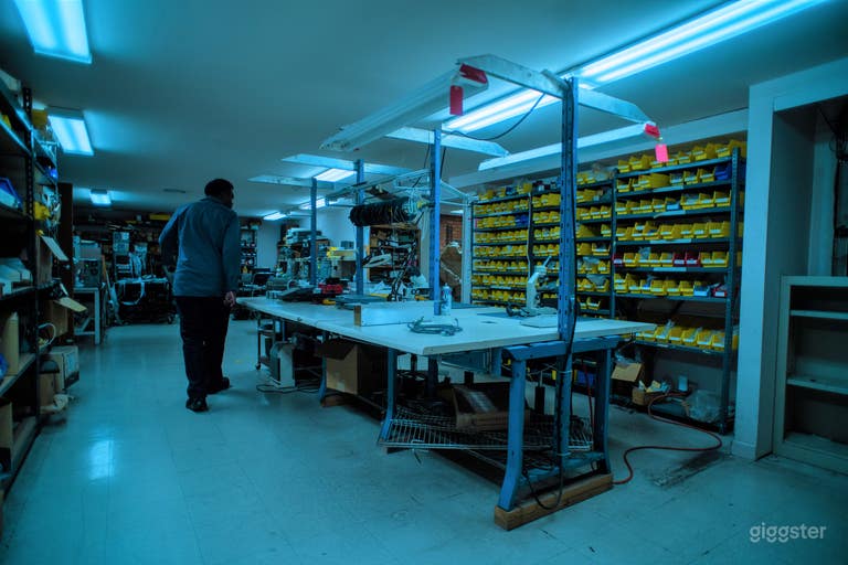  The lab and work bench 